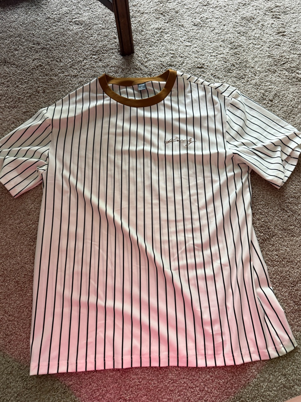 SHEIN White Short Sleeve Striped Tee with Script Detail